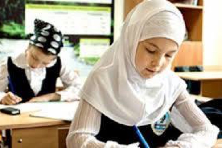 ألمانيا// المجلس الأعلى للمسلمين يندّد بتعرّض تلميذة مسلمة للاعتداء