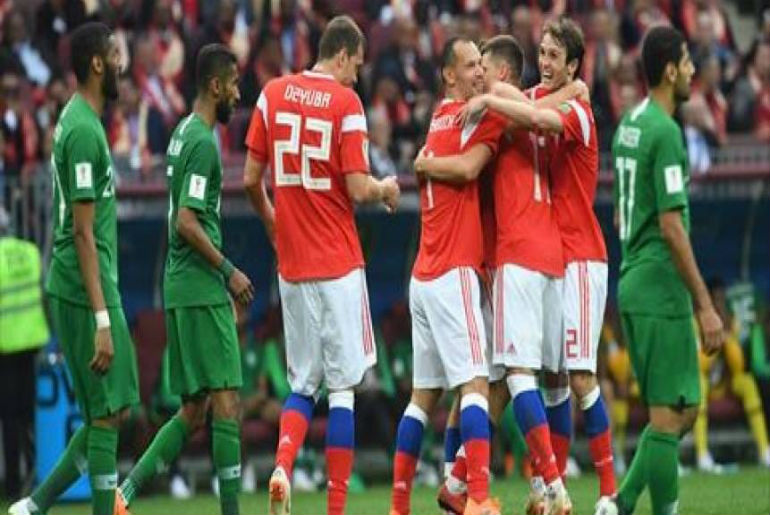 المنتخب السعودي يتلقى هزيمة قاسية من المنتخب الروسي في المباراة الافتتاحية للمونديال