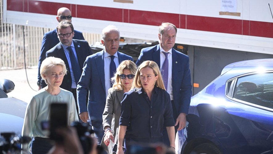جورجيا ميلوني تلتقي رئيسة المفوضية الأوروبية في جزيرة لامبيدوسا وتضع الاتحاد الاوروبي أمام مسؤولياته.